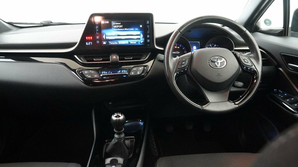 Toyota C-Hr 1.2T Excel Leather White #8