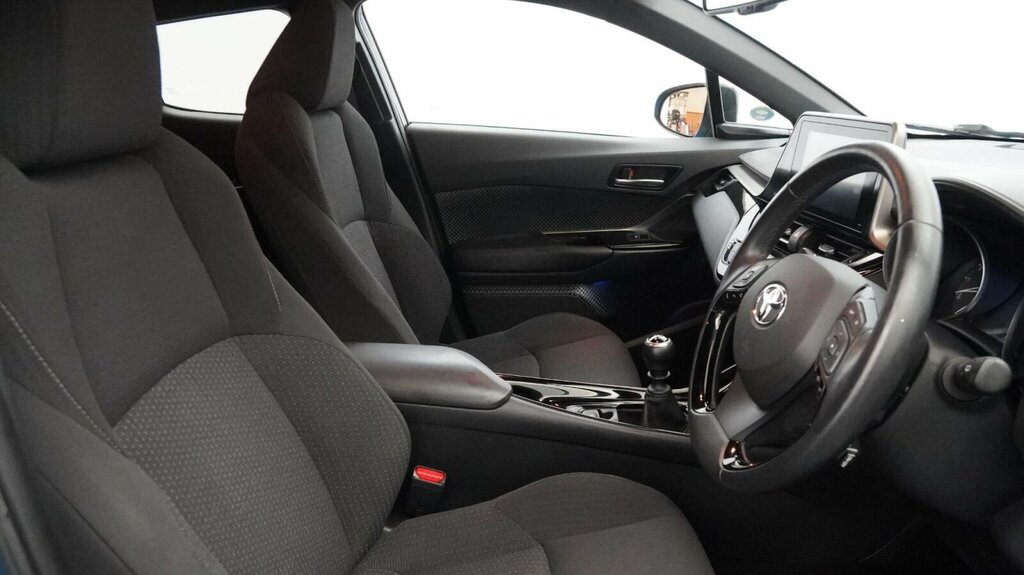 Toyota C-Hr 1.2T Excel Leather White #13