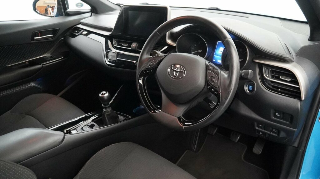 Toyota C-Hr 1.2T Excel Leather White #12