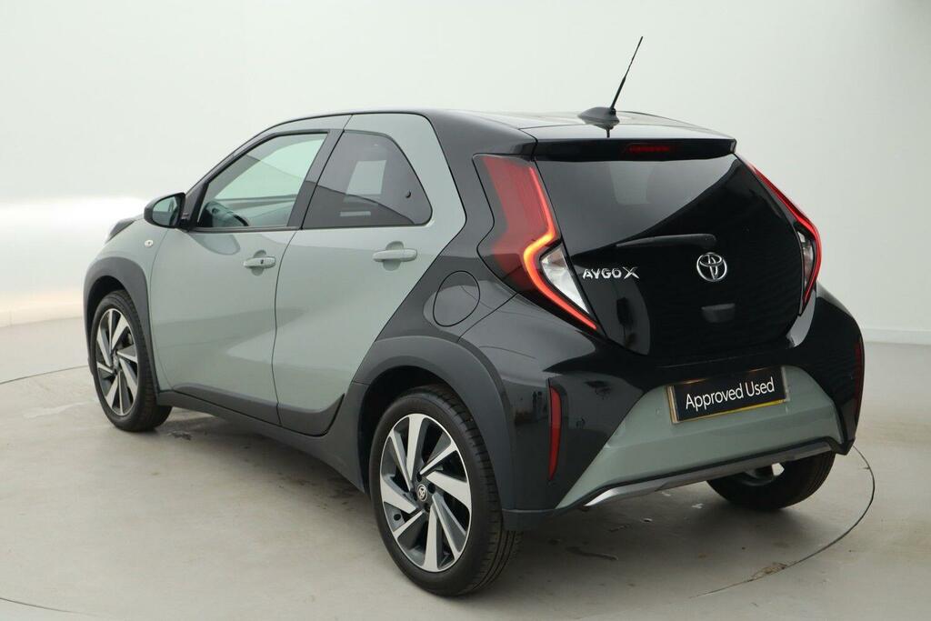 Toyota Aygo X 1.0 Vvt-i Exclusive Euro 6 Ss Green #4