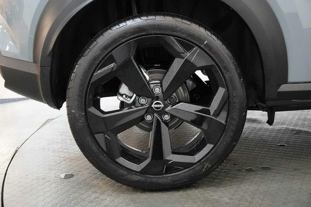 Nissan Juke 1.6 Hybrid Tekna Red #12