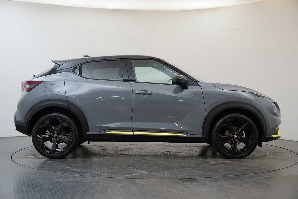 Nissan Juke 1.6 Hybrid Tekna Red #7
