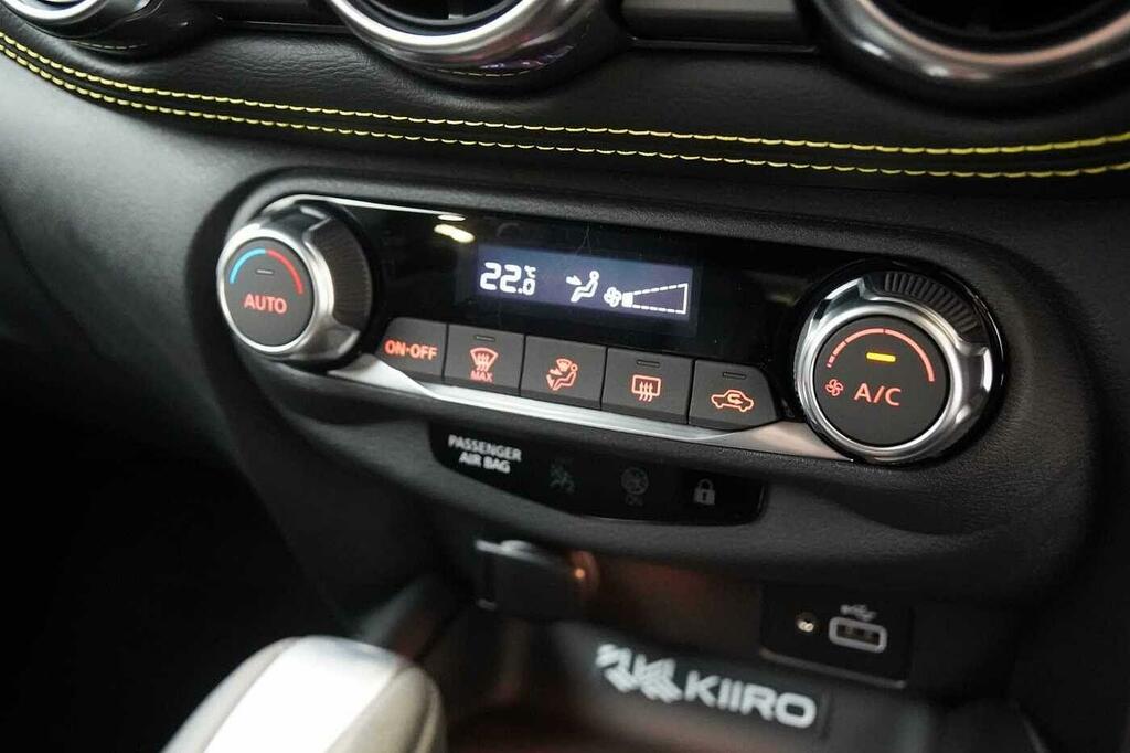 Nissan Juke 1.6 Hybrid Tekna Red #26