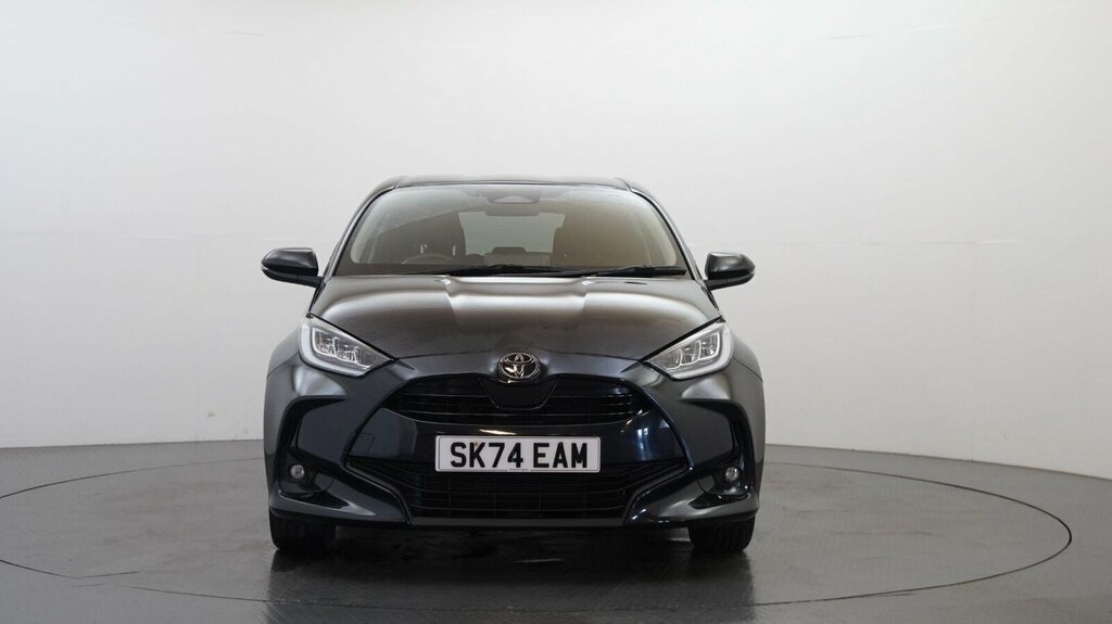 Toyota Yaris 1.5 Vvt-h Design E-cvt Euro 6 Ss Black #2