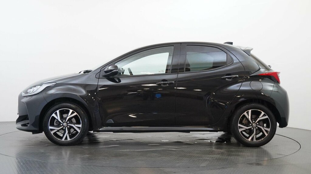 Toyota Yaris 1.5 Vvt-h Design E-cvt Euro 6 Ss Black #4
