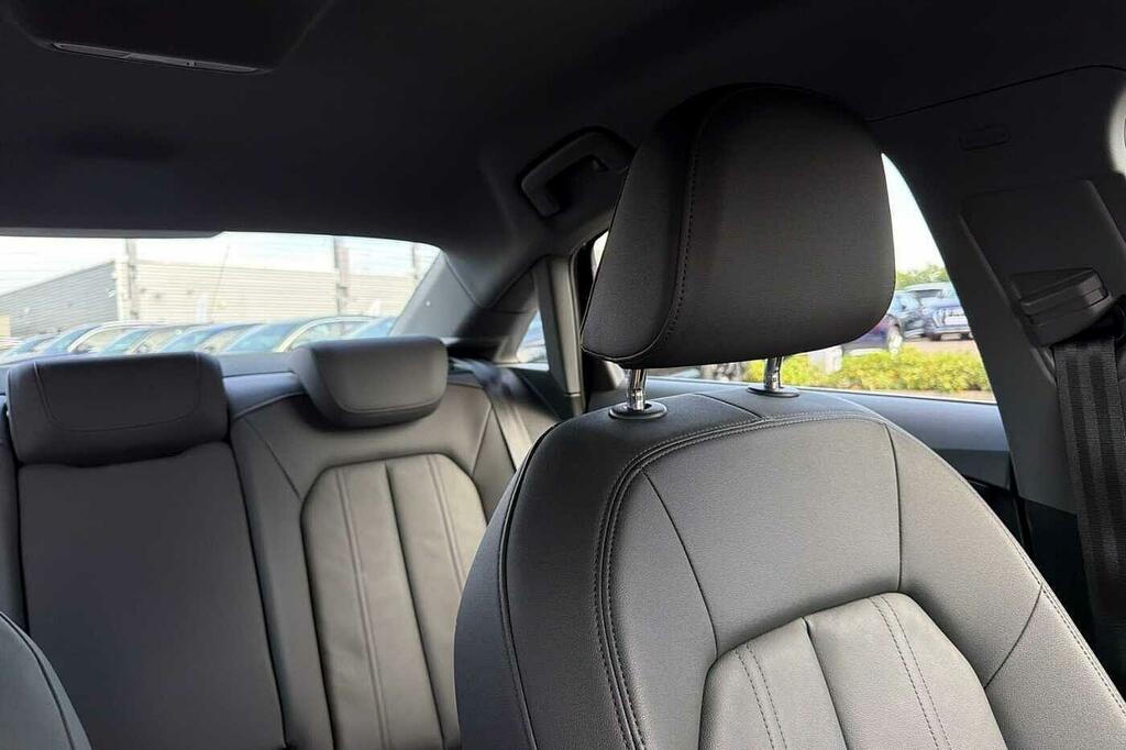 Audi A3 35 Tfsi S Line S Tronic Comfortsound Blue #40