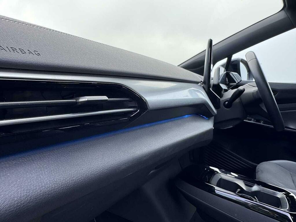 Volkswagen ID.4 Pro Performance 77Kwh Life Suv Blue #35