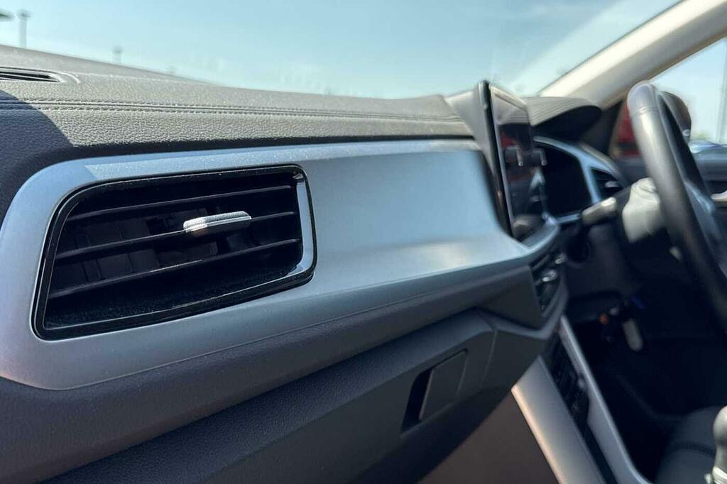 Volkswagen T-Roc 1.5L R-line Grey #31