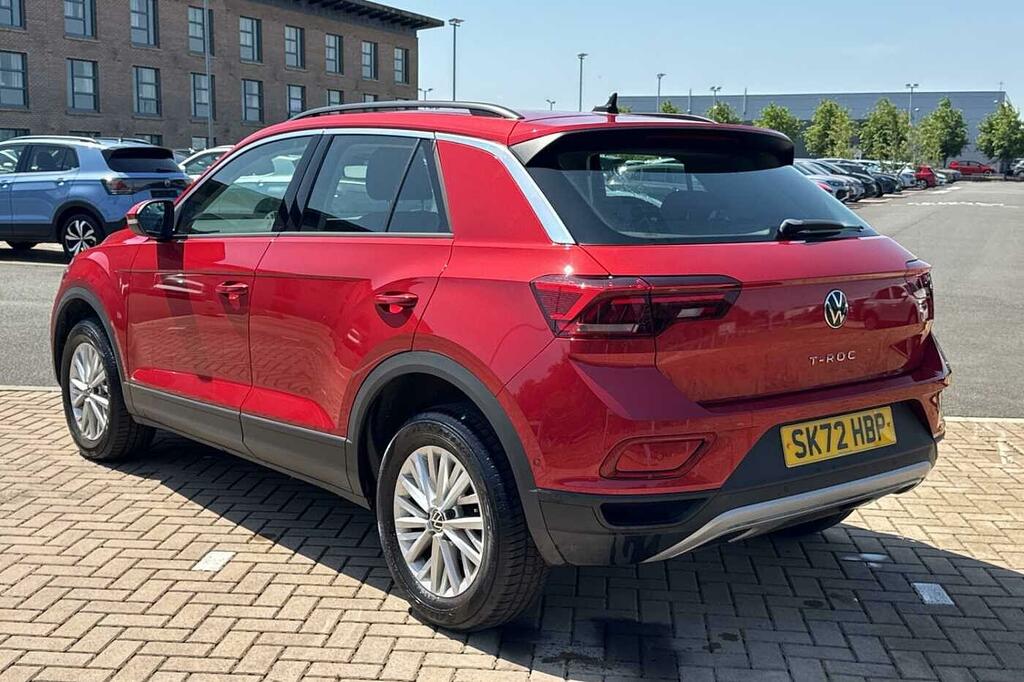 Volkswagen T-Roc 1.5 Tsi Life Red #3