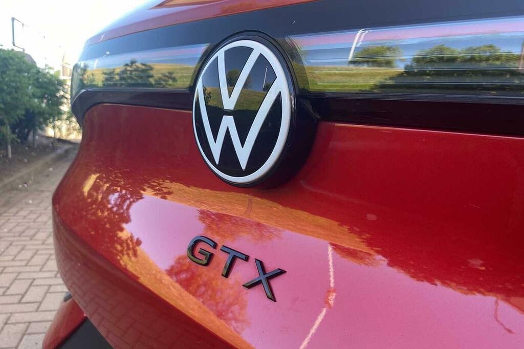 Volkswagen ID.4 Pure 52Kwh Life Red #42