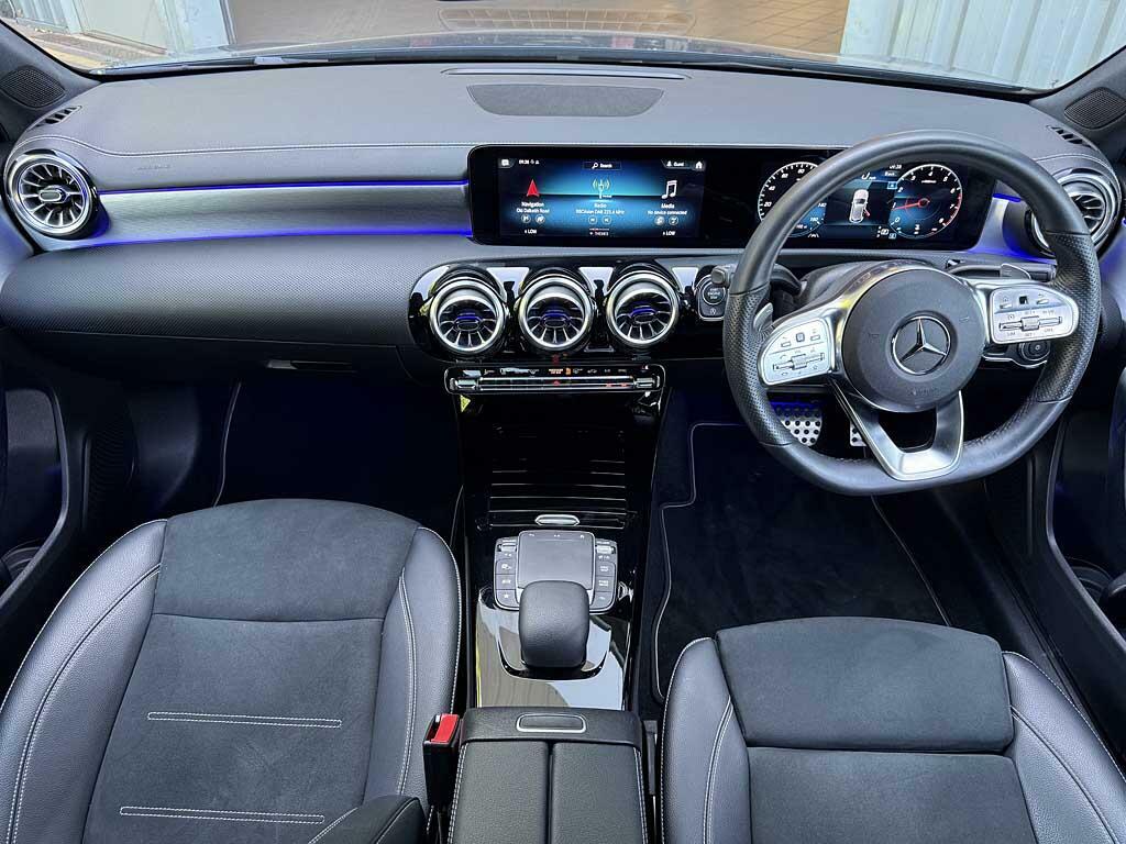 Mercedes-Benz A Class 1.3 A250e 15.6Kwh Amg Line Edition Premium Plus White #5
