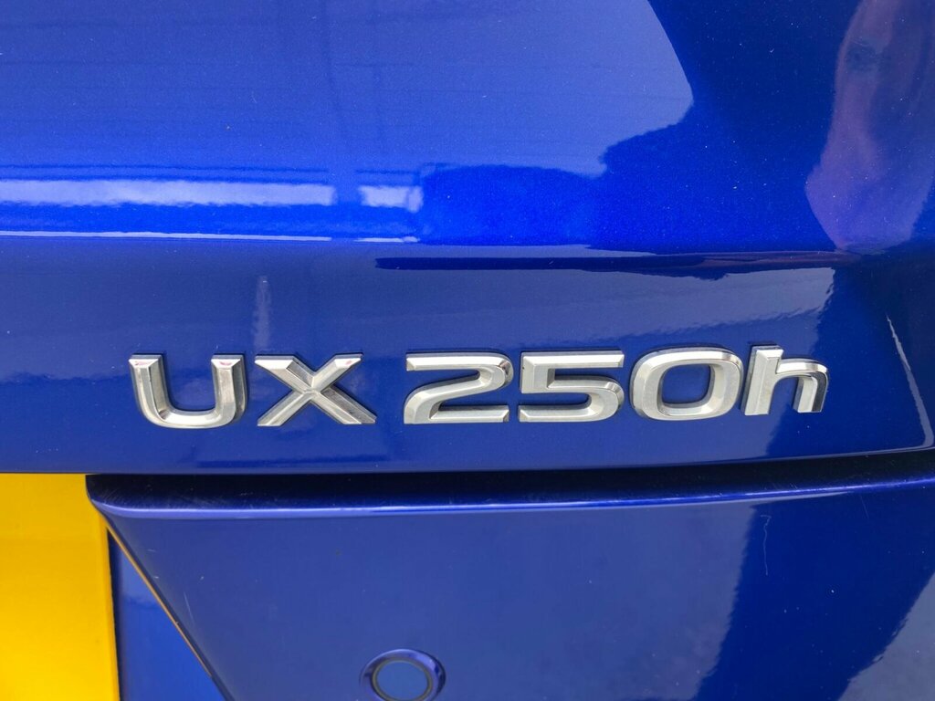 Lexus UX 250H 2.0 F-sport Silver #34