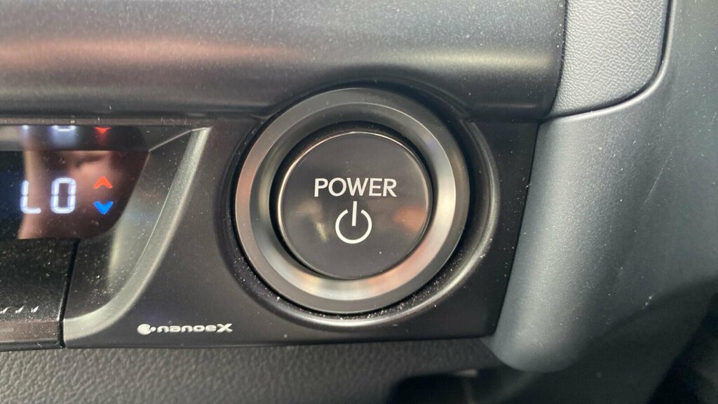 Lexus UX 250H 2.0 F-sport Silver #17