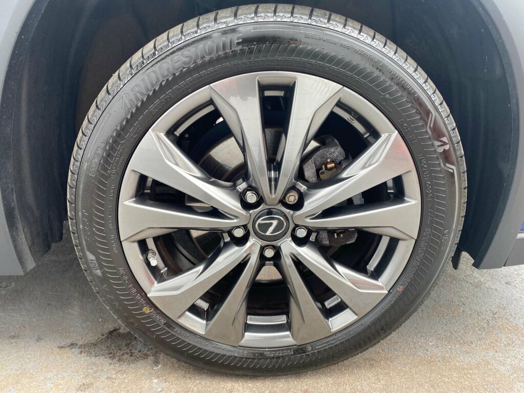 Lexus UX 250H 2.0 F-sport Silver #36