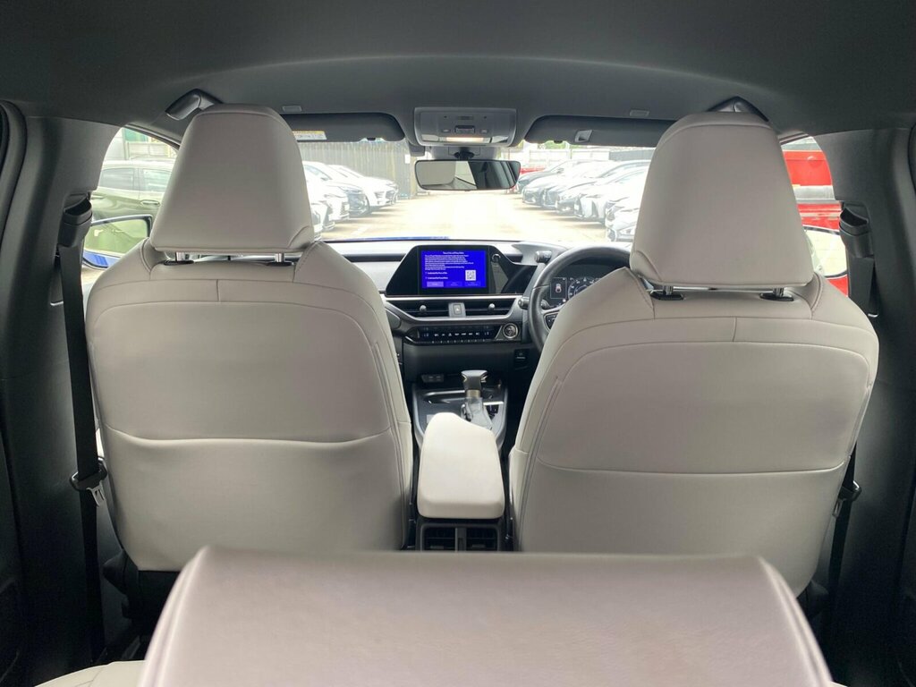 Lexus UX 250H 2.0 F-sport Silver #40
