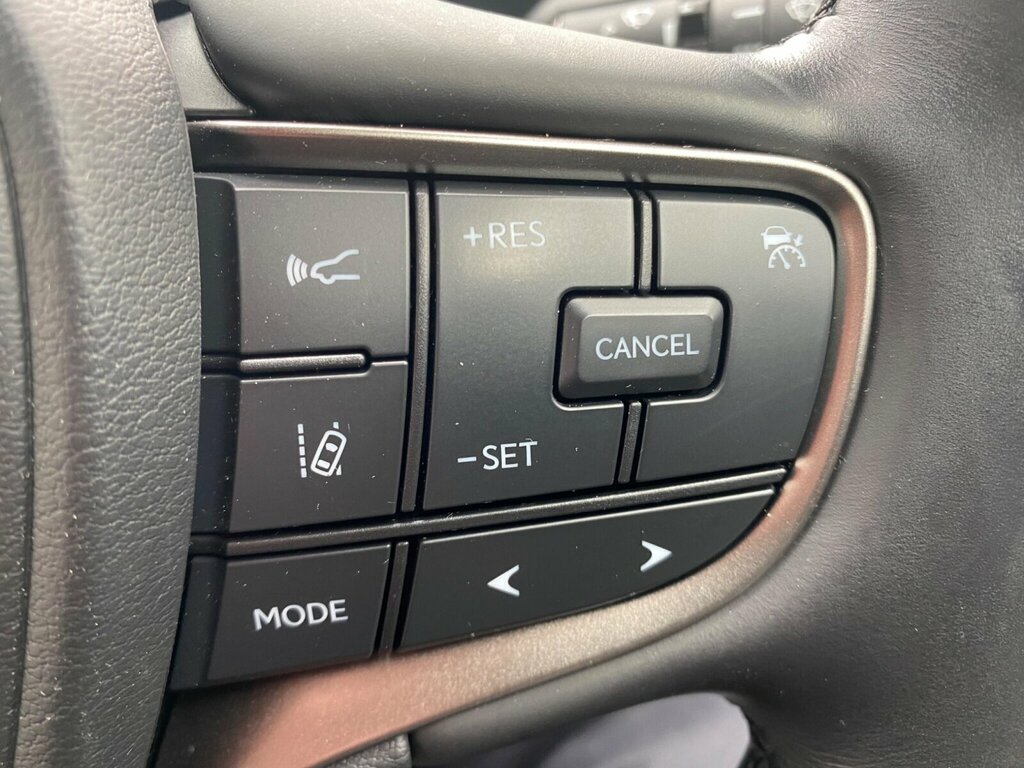 Lexus UX 250H 2.0 F-sport Silver #48