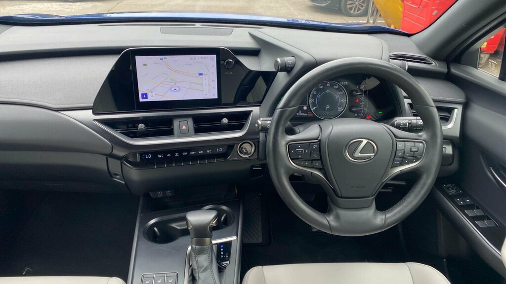 Lexus UX 250H 2.0 F-sport Silver #7