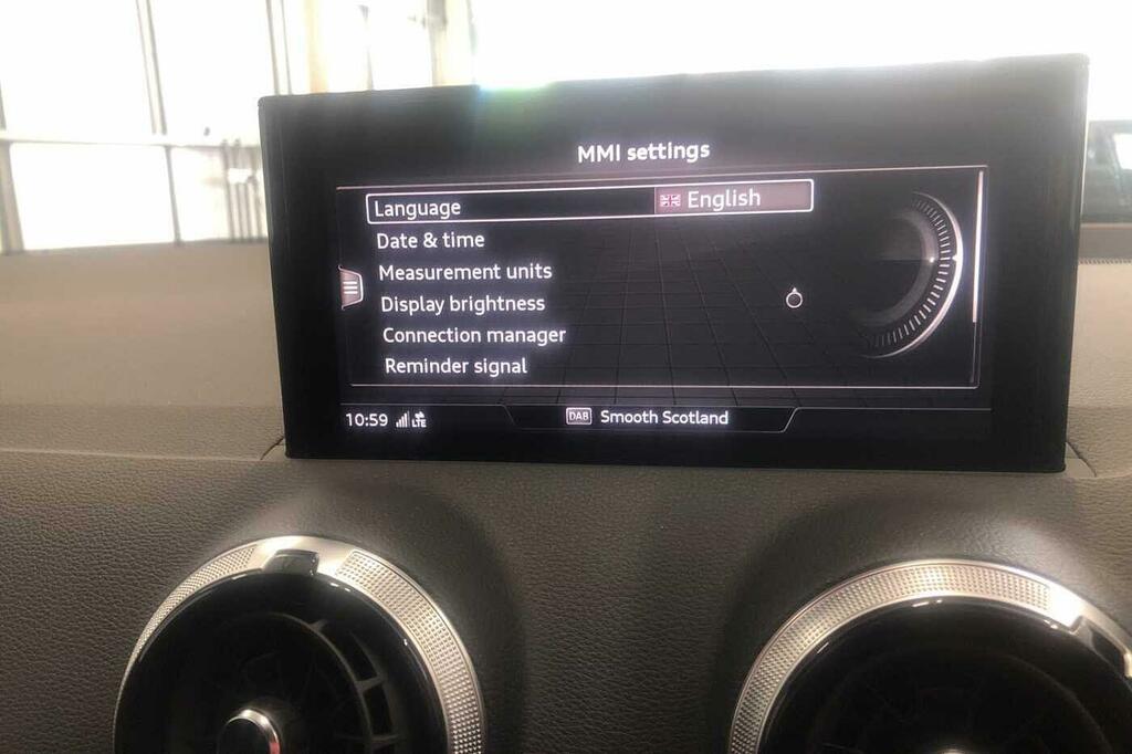 Audi Q2 1.5 Tfsi Cod 35 S Line Suv S Tronic Eur Grey #39