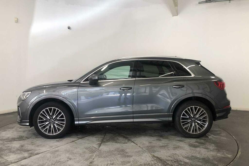 Audi Q3 Black Edition 40 Tdi Quattro 200 Ps S Tronic White #16