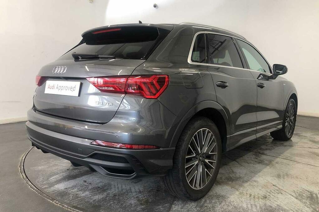Audi Q3 Black Edition 40 Tdi Quattro 200 Ps S Tronic White #15