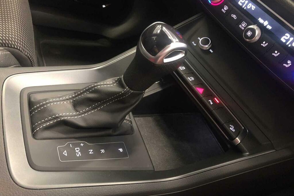 Audi Q3 Black Edition 40 Tdi Quattro 200 Ps S Tronic White #41