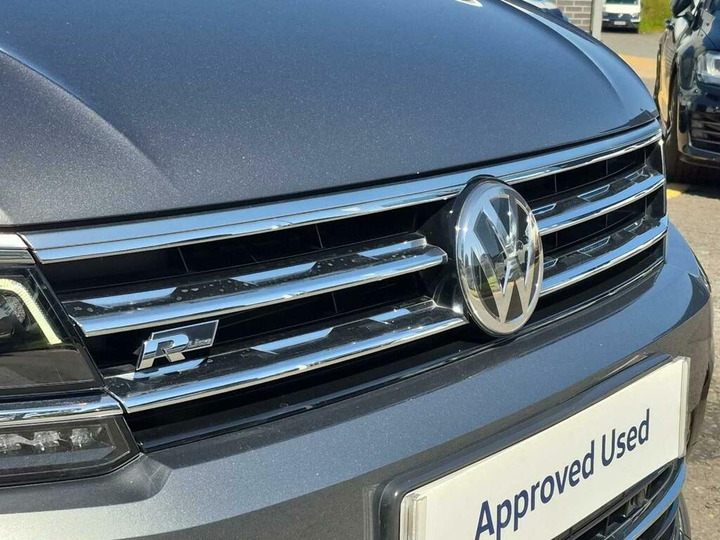 Volkswagen Tiguan R-line Tech Tdi Grey #92