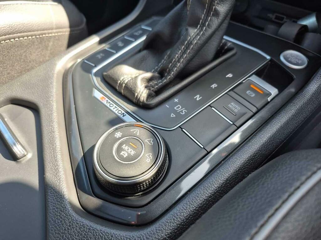 Volkswagen Tiguan R-line Tech Tdi Grey #94