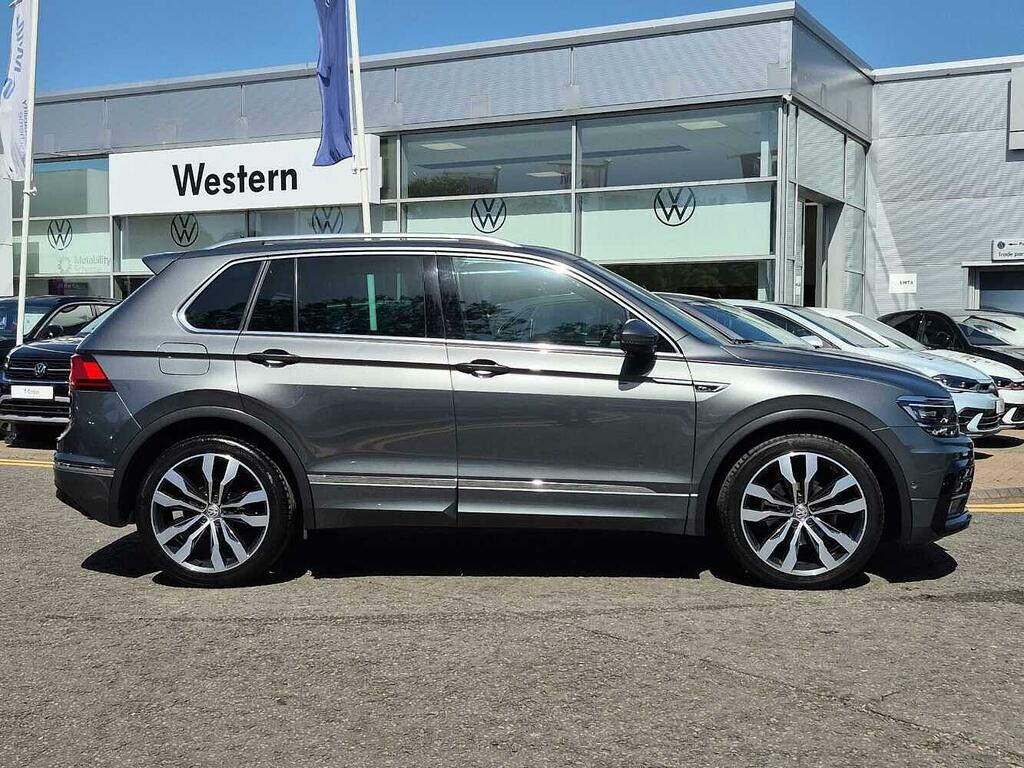 Volkswagen Tiguan R-line Tech 2.0 Tdi 4Motion 150Ps 7-Speed Dsg 5 Do Grey #4