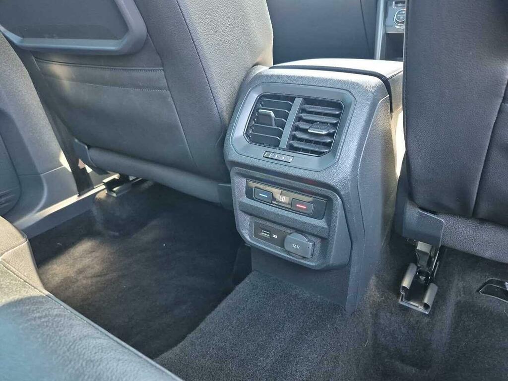 Volkswagen Tiguan R-line Tech Tdi Grey #39