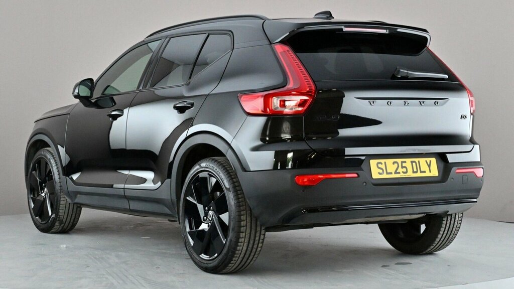 Volvo XC40 2.0 B3 Mhev Plus Black Edition Dct Euro 6 S Black #3