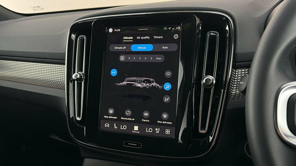 Volvo XC40 Plus, B4 Mild Hybrid, Dark Green #27