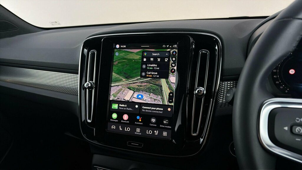 Volvo XC40 Plus, B4 Mild Hybrid, Dark Green #25
