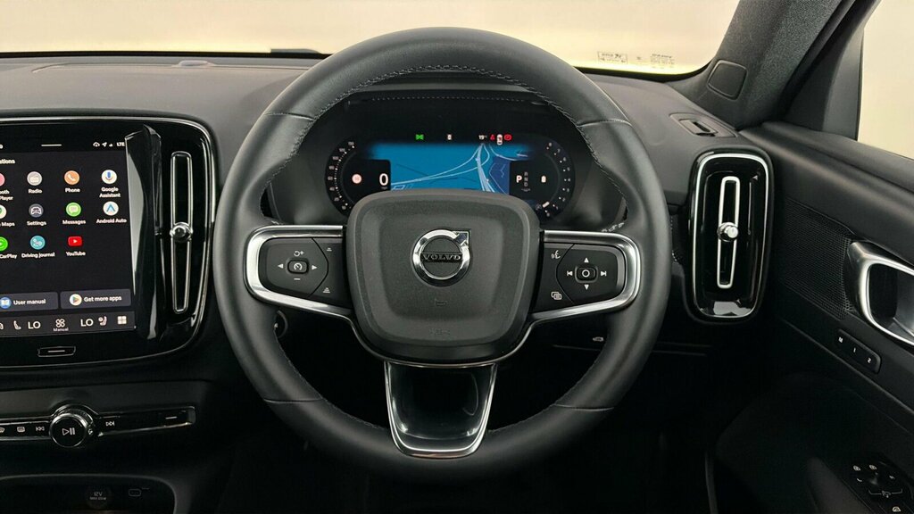 Volvo XC40 Plus, B4 Mild Hybrid, Dark Green #16