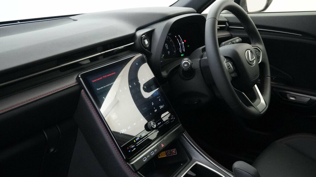 Lexus LBX 1.5 Vvt-ie Premium Plus Design Suv Hybr Red #10