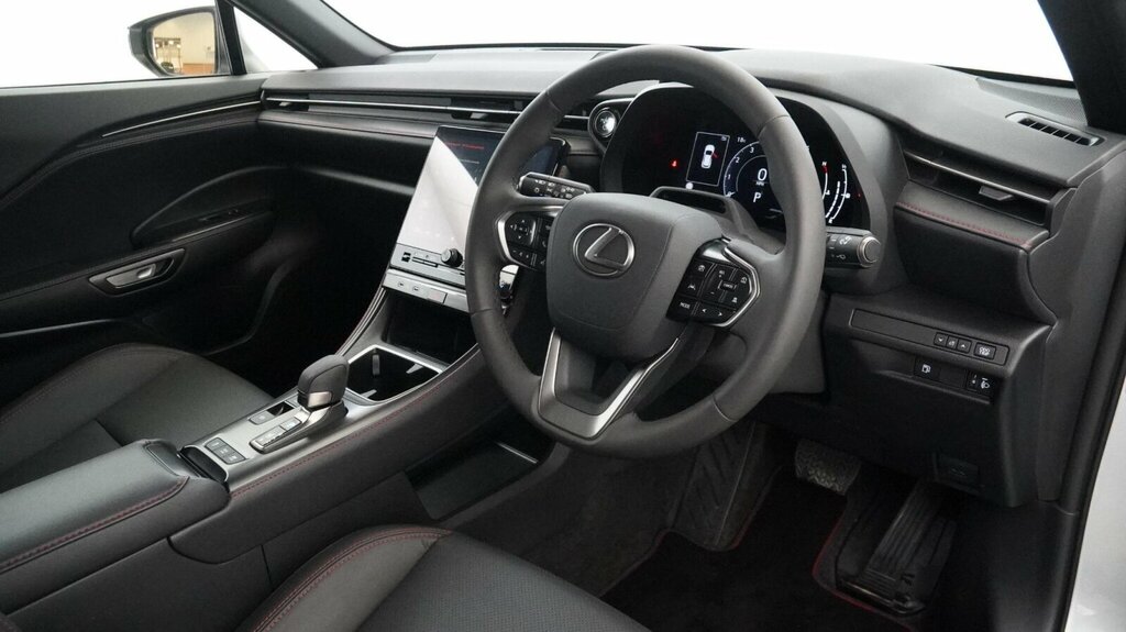 Lexus LBX 1.5 Vvt-ie Premium Plus Design Suv Hybr Red #34