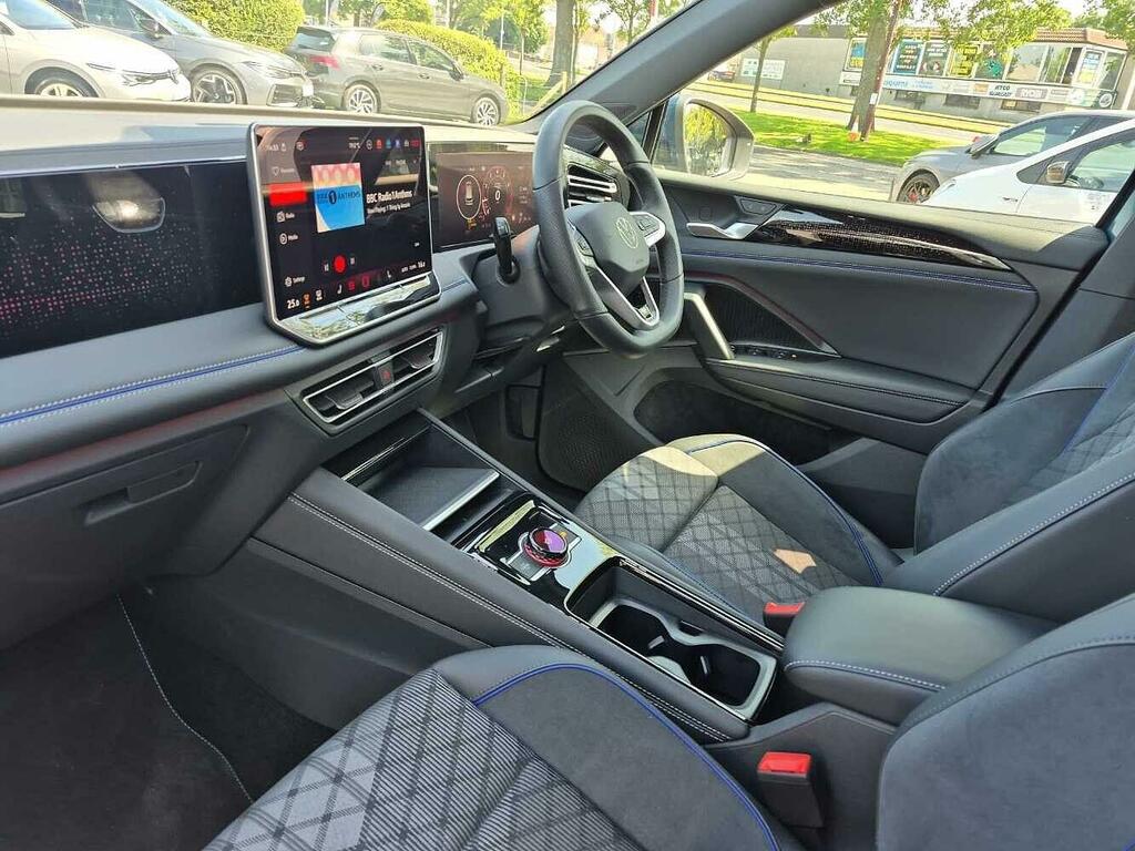 Volkswagen Tiguan R-line 1.5 Etsi 150 Ps 7-Speed Dsg Blue #2
