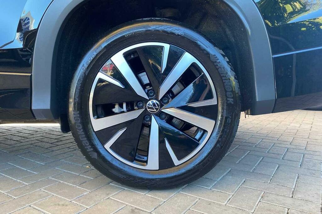 Volkswagen Tayron Life Grey #50
