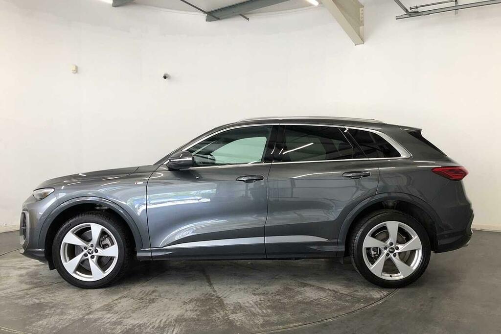 Audi Q5 Edition 1 Tdi Quattro 204 Ps S Tronic Blue #16