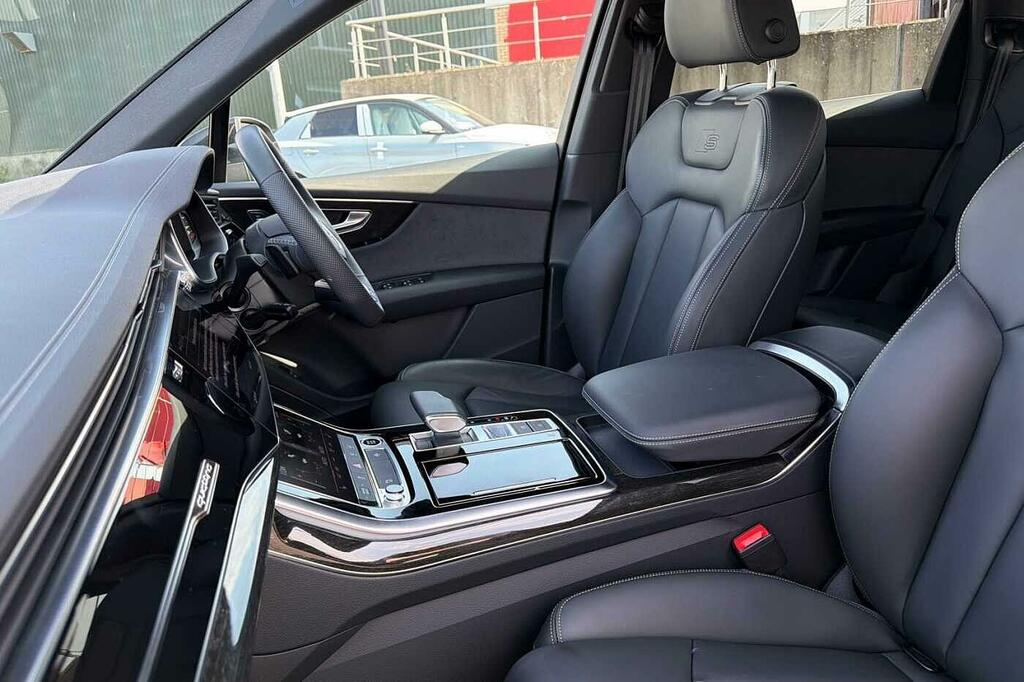 Audi Q7 Sq7 Tfsi Quattro Black Ed Tiptronic 2025  #10