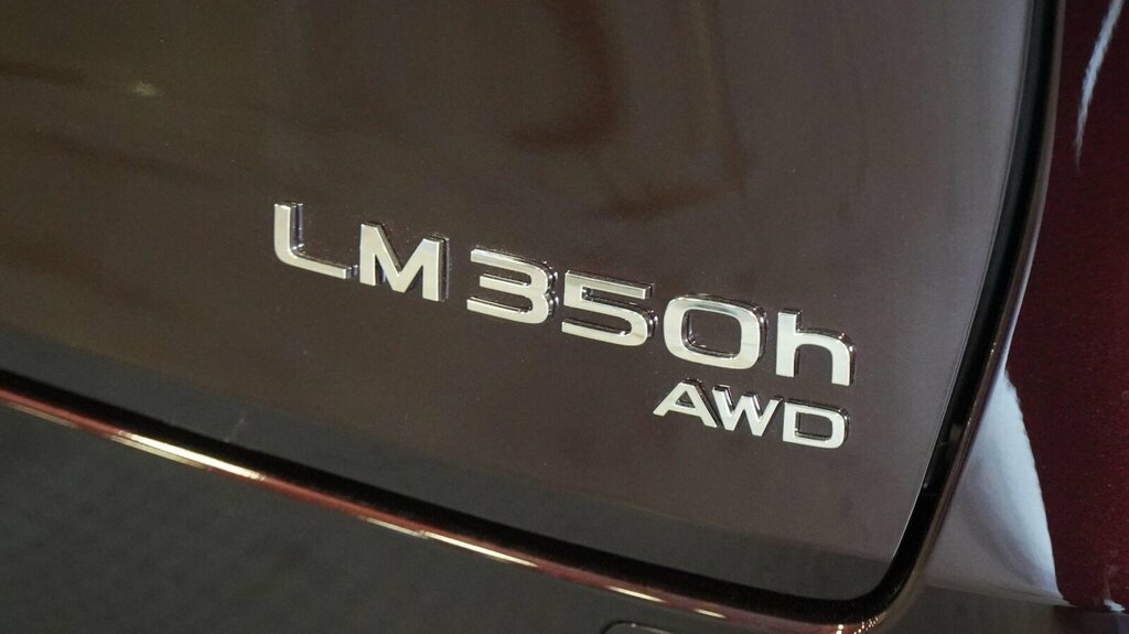 Lexus LM 350H Awd 4 Seat Takumi With Black #37