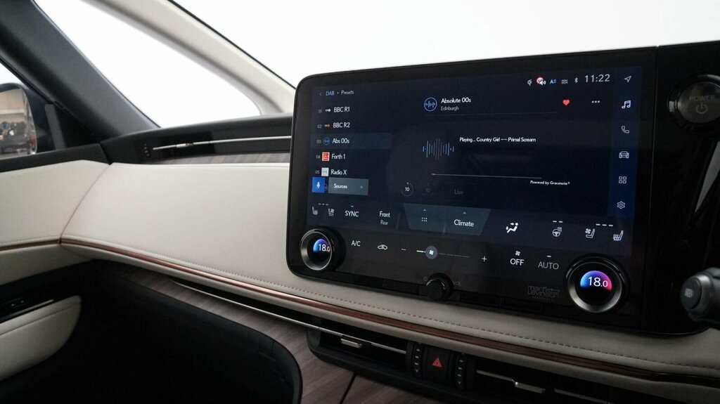 Lexus LM 350H Awd 4 Seat Takumi With Black #30