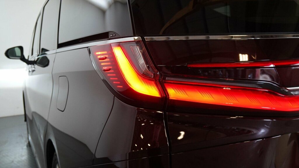 Lexus LM 350H Awd 4 Seat Takumi With Black #34