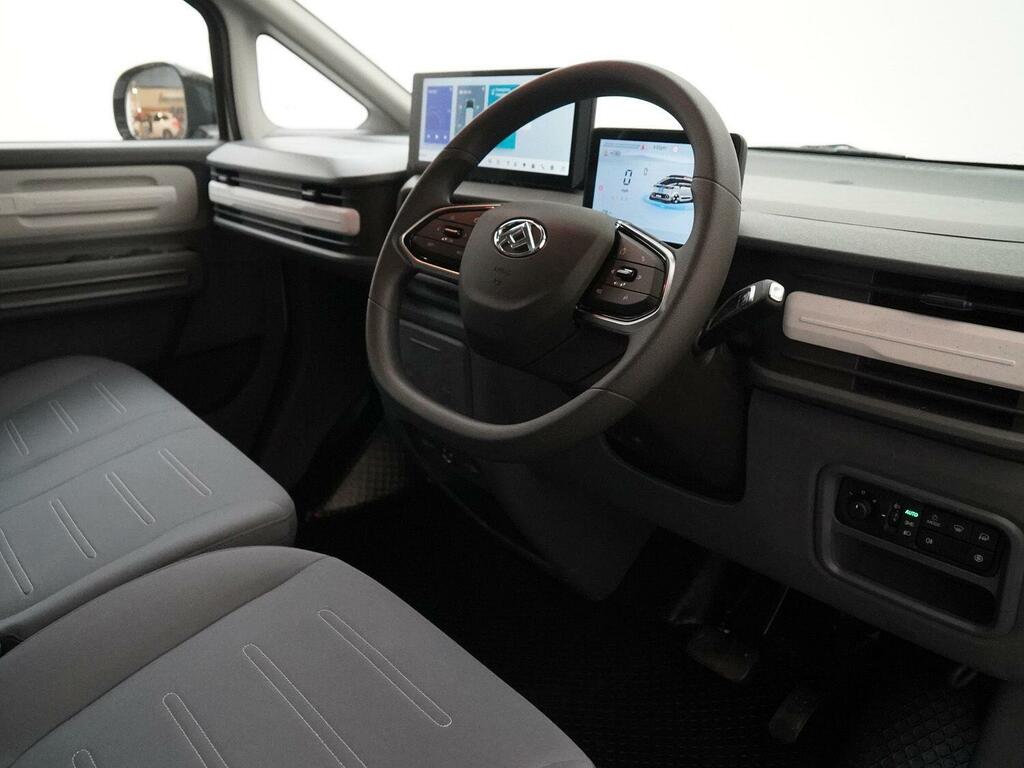 Maxus eDeliver 5 64Kwh Panel Van 6Dr L1 163 Ps White #2