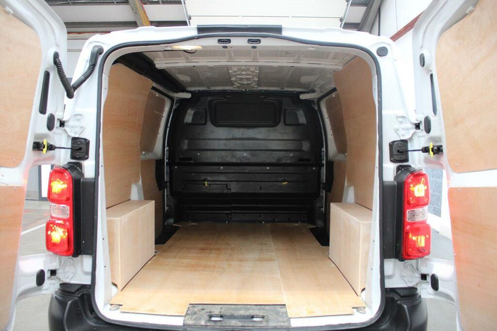 Peugeot Expert 1.5 Bluehdi 1000 Professional Premium Standard Pan AJ22TLX White #2