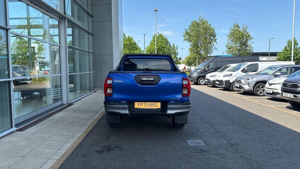 Toyota HILUX 2.8 D-4d Invincible X 4Wd Euro 6 Ss Blue #5