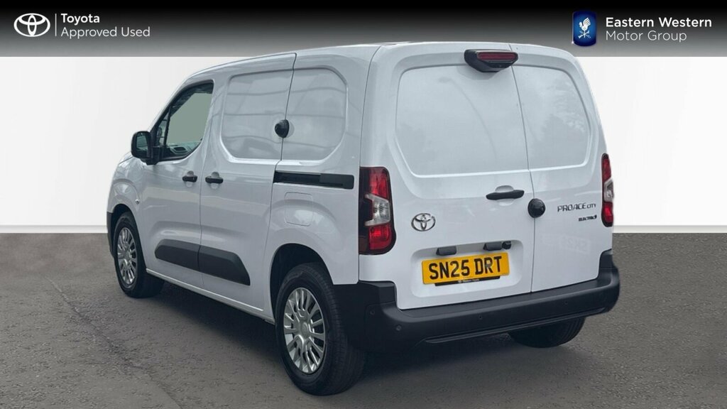 Toyota Proace City 50Kwh Icon Short Panel Van Swb 6Dr SN25DRT White #5