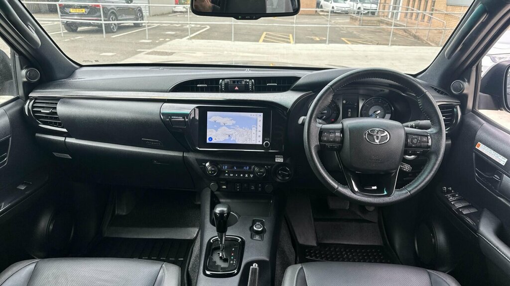 Toyota HILUX 2.8 D-4d-h Invincible X 4Wd Euro 6 YR25ZBZ Black #6