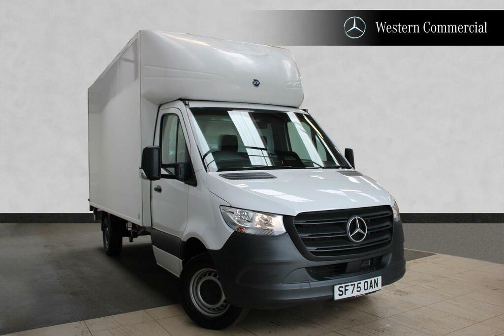 Mercedes-Benz Sprinter 315 Luton Box L3 Progressive Rwd White