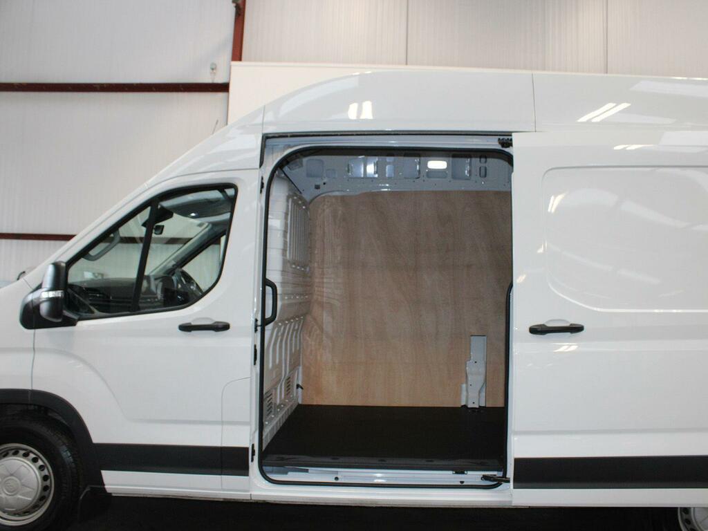 Maxus Deliver 9 2.0 D20 Panel Van Fwd L3 H3 Euro White #5