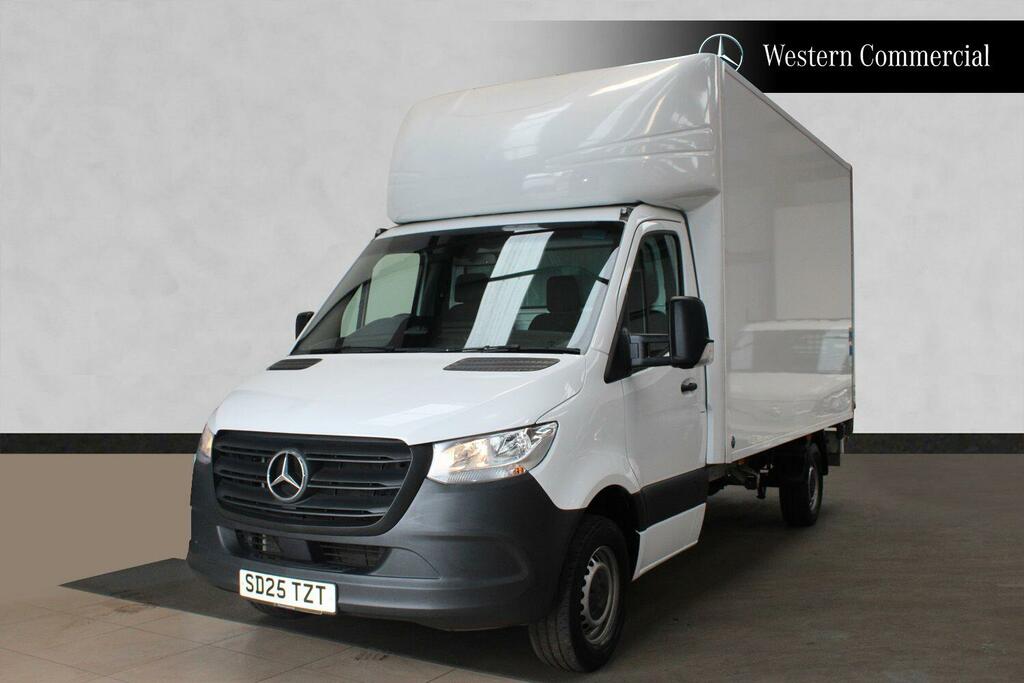 Mercedes-Benz Sprinter 315 Luton Box L3 Progressive Rwd SD25TZT White #4